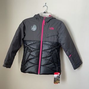 NWT The North Face Carly Hooded Coat- Black and Pink M (10-12)